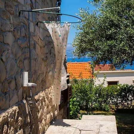 בית נופש House With A Parking Space Postira, Brac - 6052 פוסטיר
